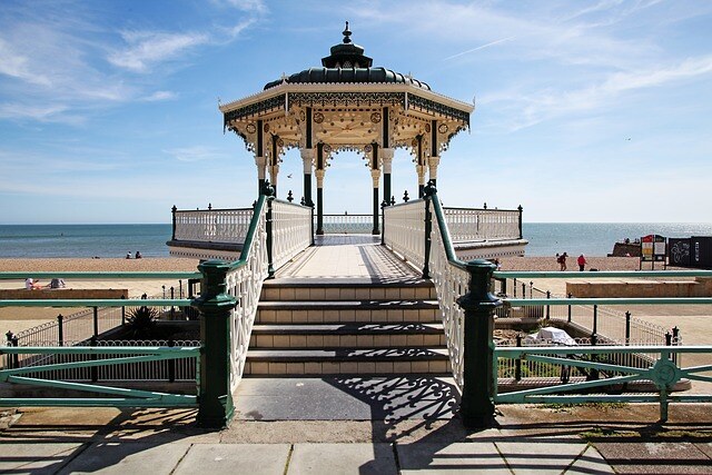 aifs-england-brighton-sussex-pixabay-adamfarrell