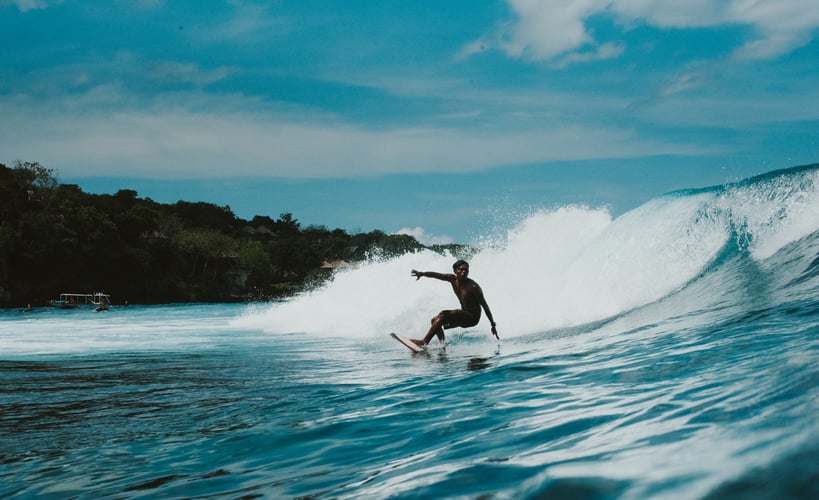 Surfen in Bali mit AIFS